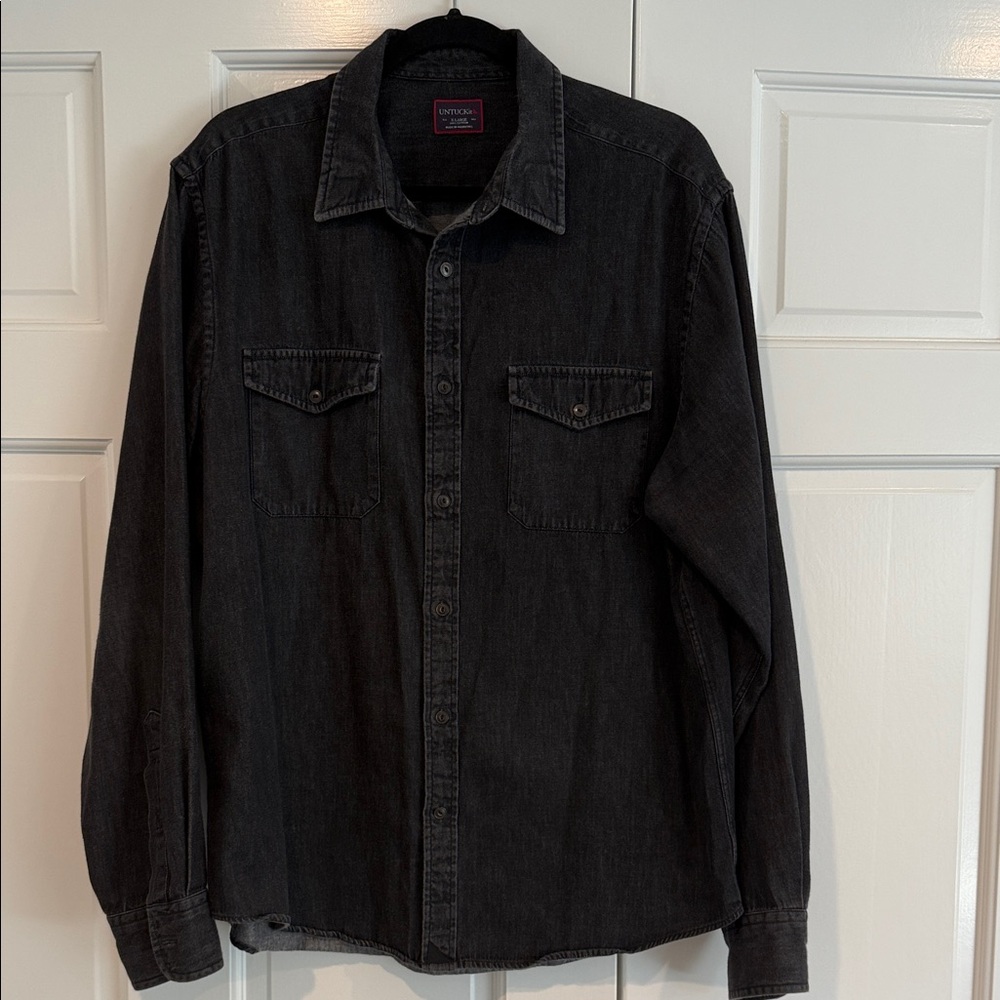 Untuckit XL Black Cotton Button-Up Shirt